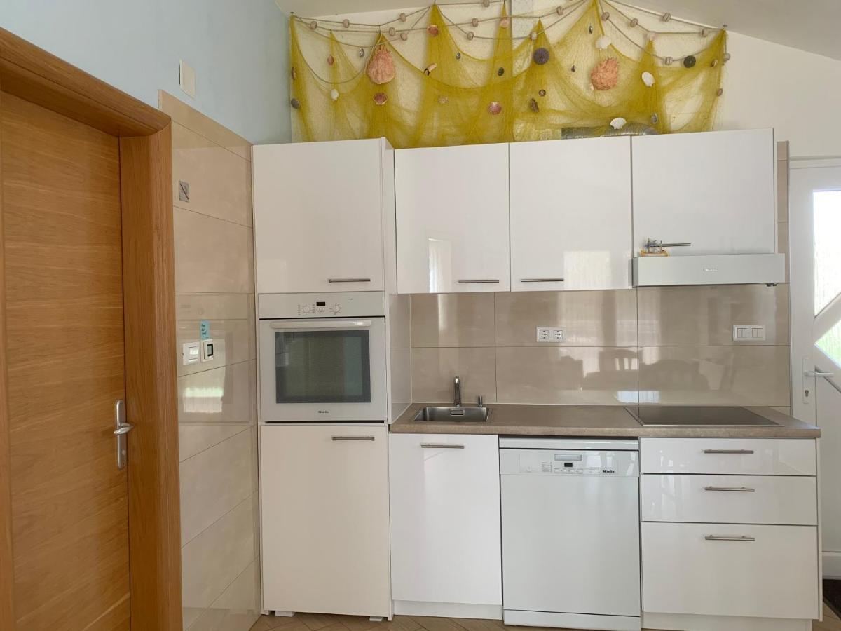 Apartment Klara Krk Town Εξωτερικό φωτογραφία