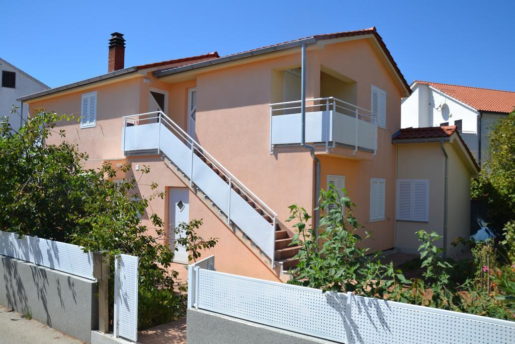 Apartment Klara Krk Town Εξωτερικό φωτογραφία